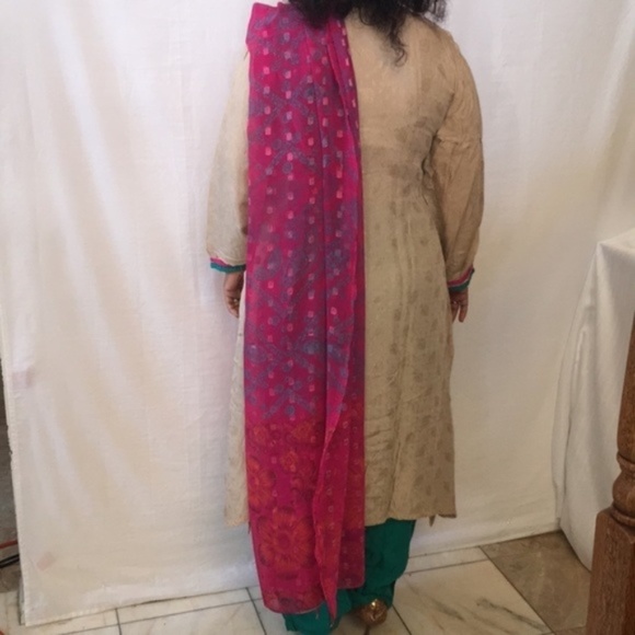 Indian Pakistani Salwar Kurti Outfit Large - Picture 6 of 13